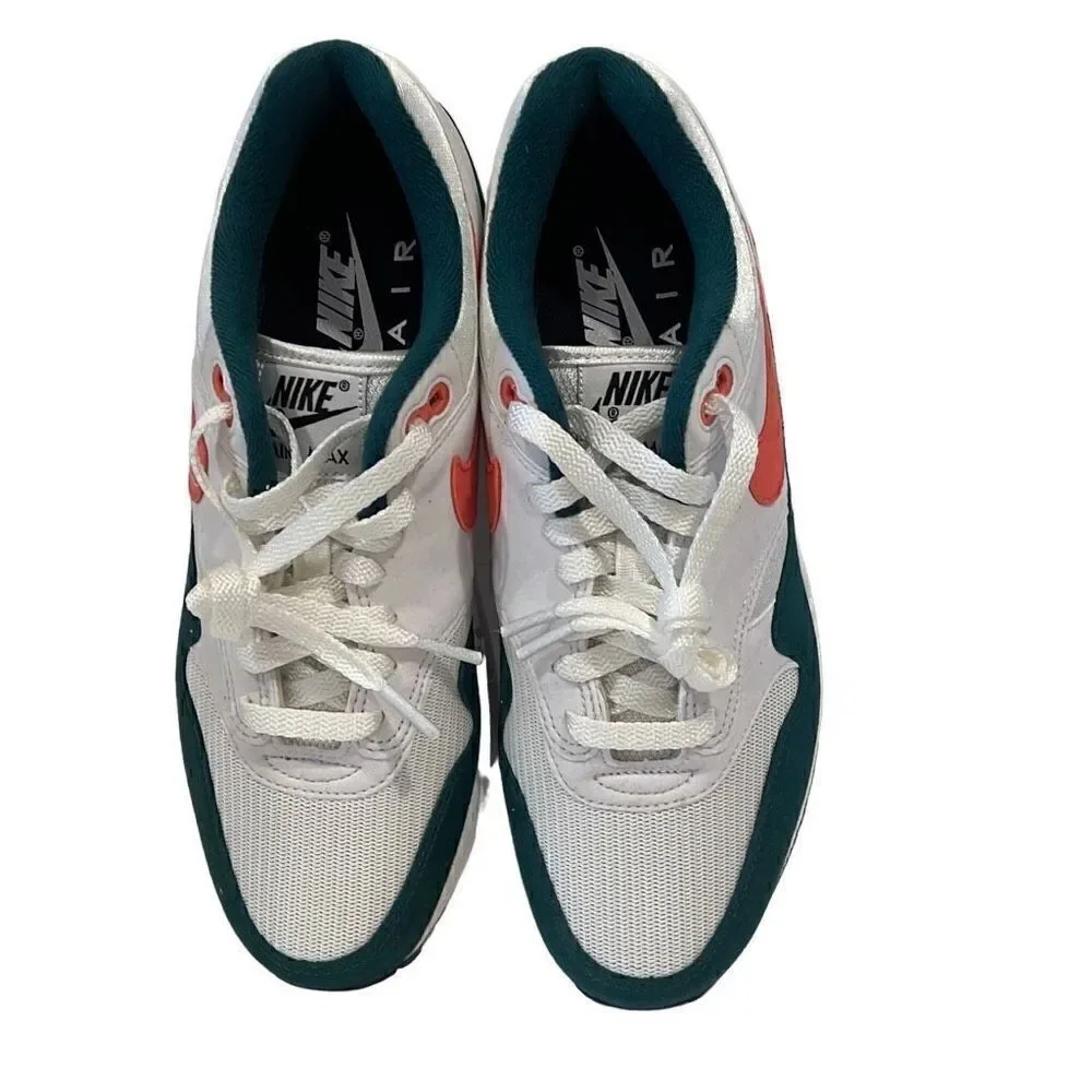 Nike Air Max Women’s Sz.9.5